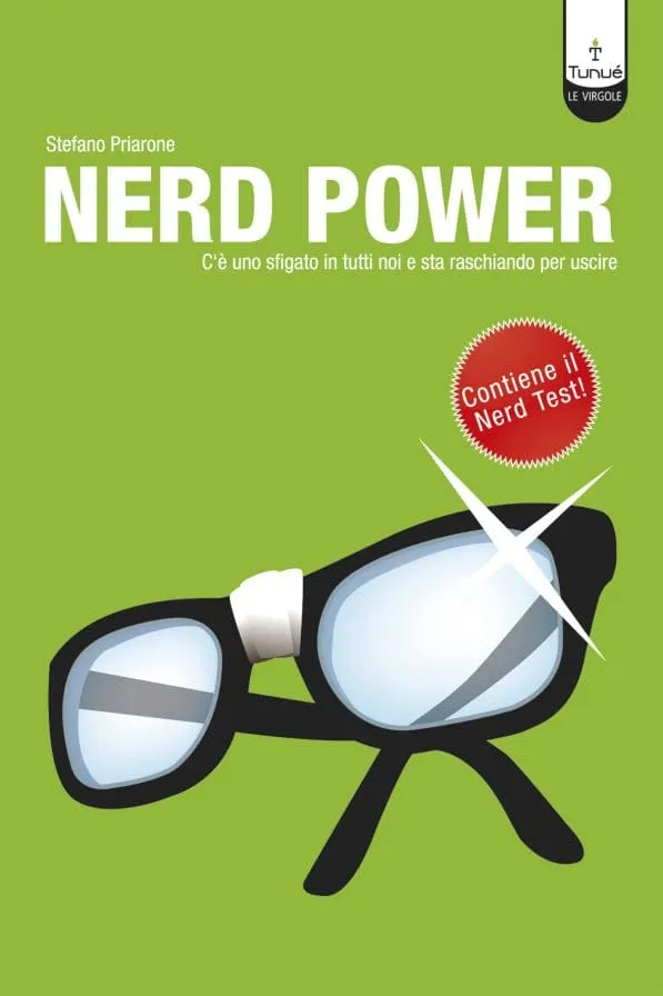 Tunué Frizzz Nerd Power saggio cultura nerd brossurato